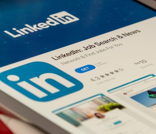 Stay ahead of the curve with LinkedIn's latest features, designed for dynamic business engagement